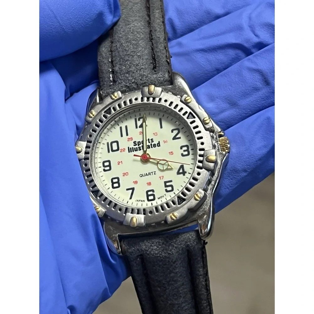 Sports Illustrated Genuine‎ Leather Quartz Analog Men's Watch Vintage